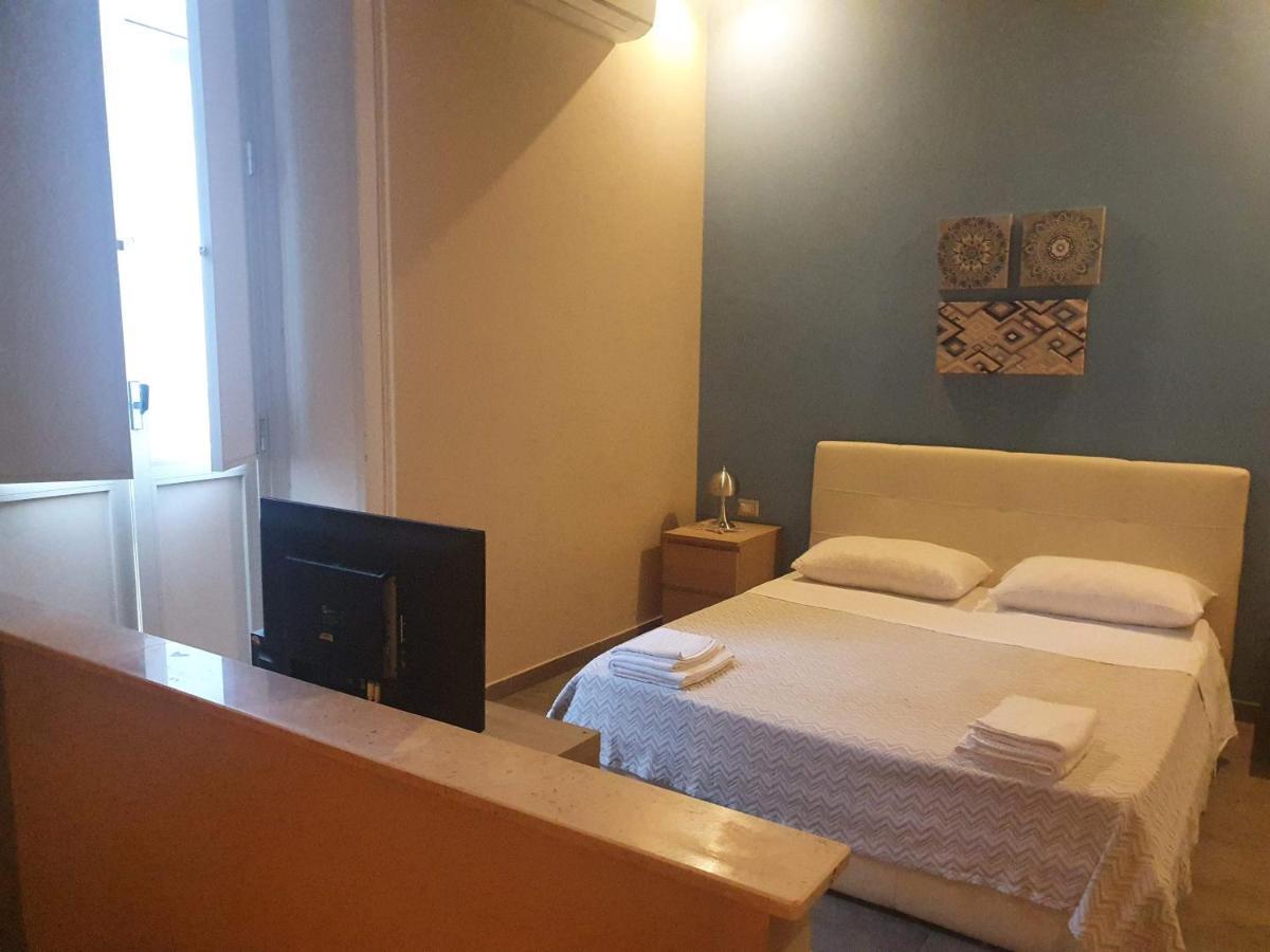Emyjo Central B&B 나폴리 외부 사진