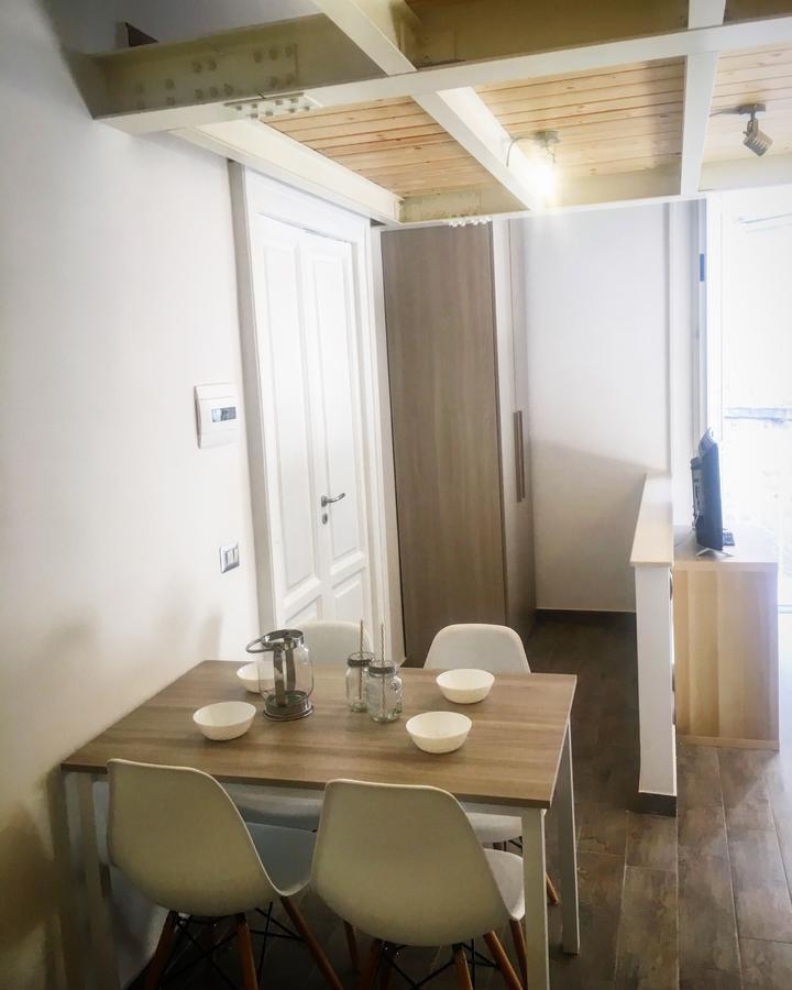 Emyjo Central B&B 나폴리 외부 사진